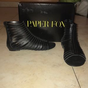 Black Short Flat Gladiator Sandals